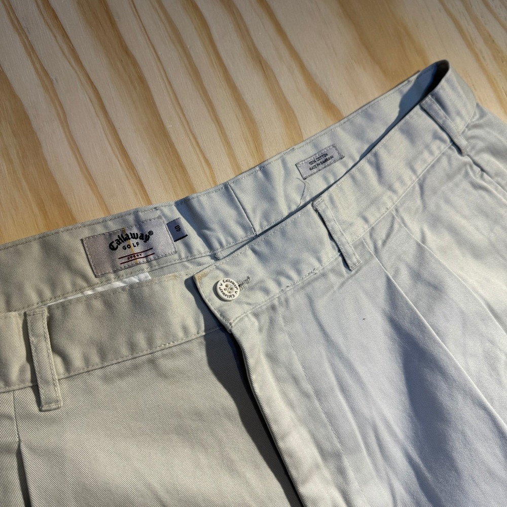 Callaway Men's Golf Sport Chino Shorts Khaki Tan Pleated Cotton Twill Size 40